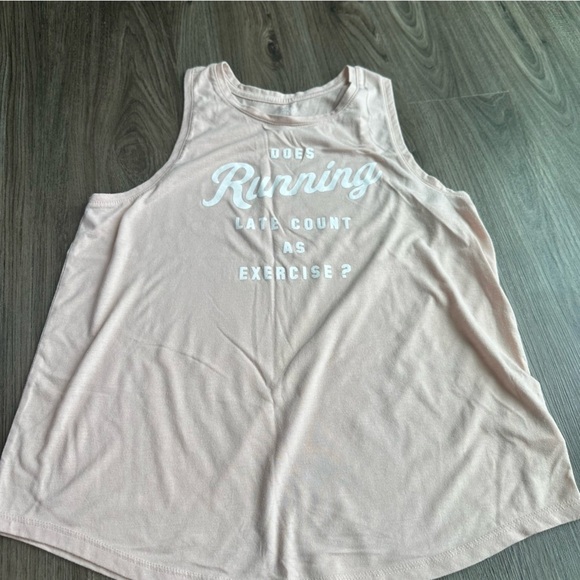 OLD‎ NAVY Tank - Picture 1 of 5